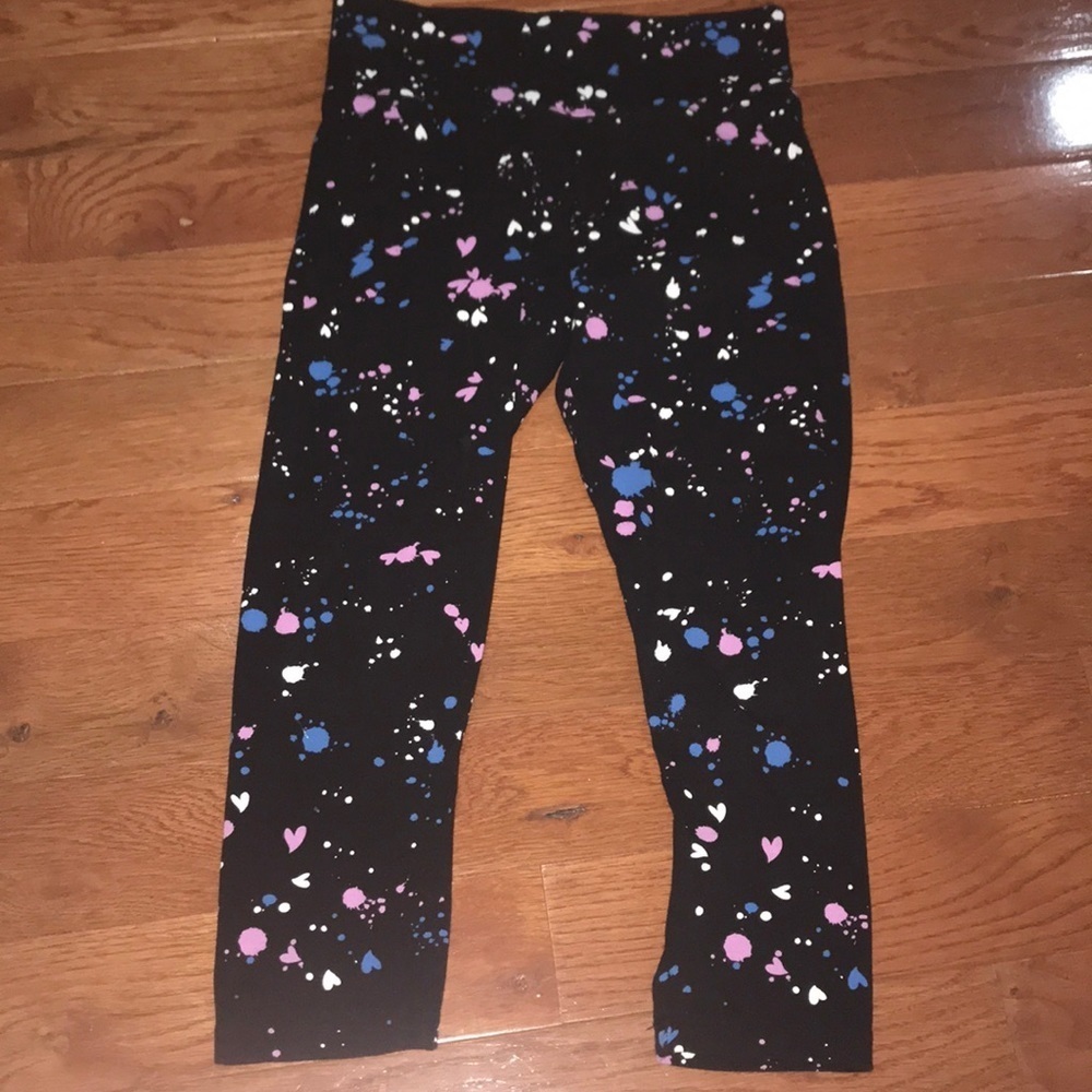 6/$20 Girl’s Justice Capri leggings 14/16